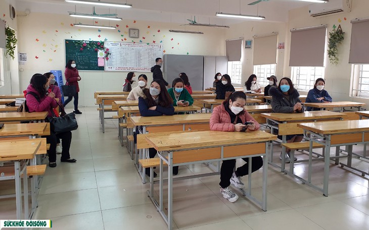 Giáo viên quận Cầu giấy diễn tập công tác đón học sinh trở lại trường học sau 9 tháng học Online - Ảnh 3.
