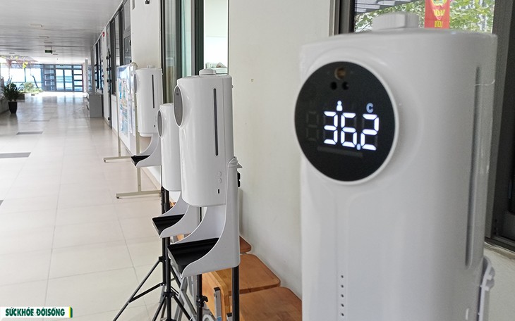 Giáo viên quận Cầu giấy diễn tập công tác đón học sinh trở lại trường học sau 9 tháng học Online - Ảnh 15.