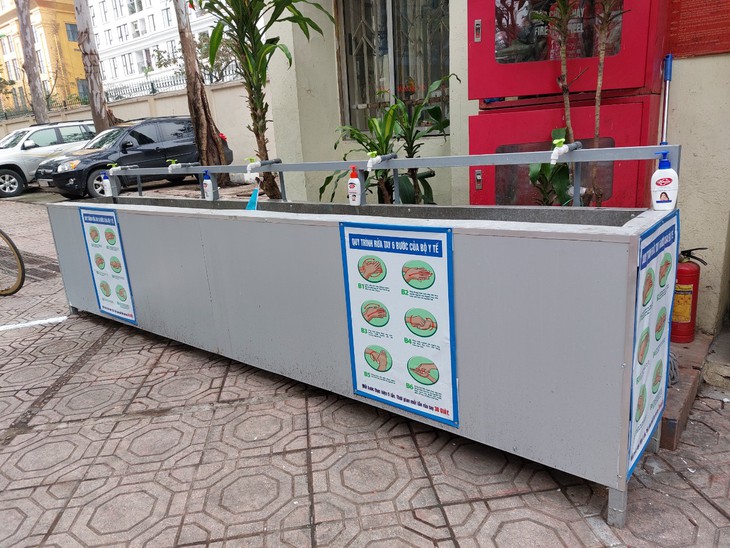 Trường học gấp rút chuẩn bị đón học sinh đến trường - Ảnh 5.