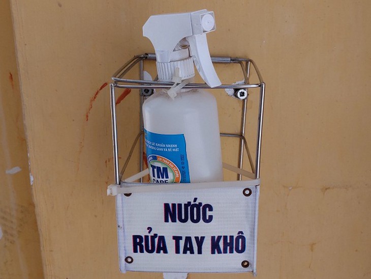 Trường học gấp rút chuẩn bị đón học sinh đến trường - Ảnh 17.