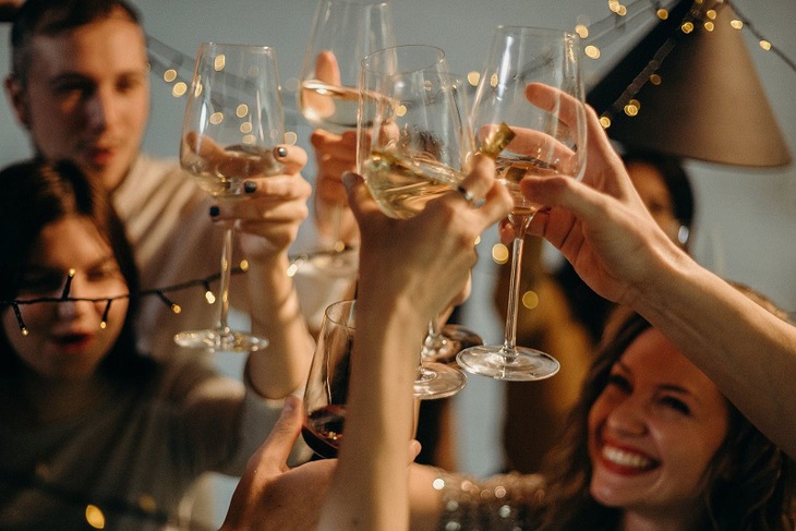 Nếu trót "bỏ mặc" làn da dịp Tết, thử ngay cách này để phục hồi - Ảnh 4.
