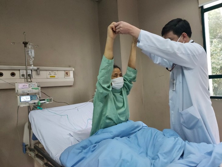 BV Hữu Nghị khám, tư vấn, điều trị người bệnh hậu COVID-19 - Ảnh 5.