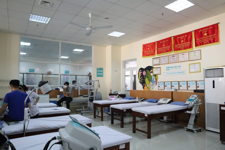 Nâng cao sức khoẻ bằng máy điện trị liệu khử electron - Ảnh 1. Nâng cao sức khoẻ bằng máy điện trị liệu khử electron - Ảnh 1.