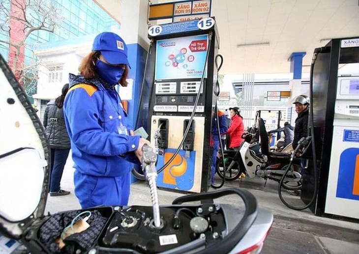Thông qua dự án Nghị quyết trình UBTVQH về thuế bảo vệ môi trường đối với xăng, dầu - Ảnh 2. Thông qua dự án Nghị quyết trình UBTVQH về thuế bảo vệ môi trường đối với xăng, dầu - Ảnh 2.