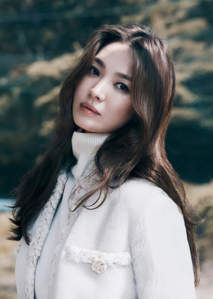 Song Hye Kyo được phong là "nữ thần nhan sắc" trẻ mãi không già, lý do đơn giản từ thói quen cực nghiêm ngặt - Ảnh 4. Song Hye Kyo được phong là "nữ thần nhan sắc" trẻ mãi không già, lý do đơn giản từ thói quen cực nghiêm ngặt - Ảnh 4.
