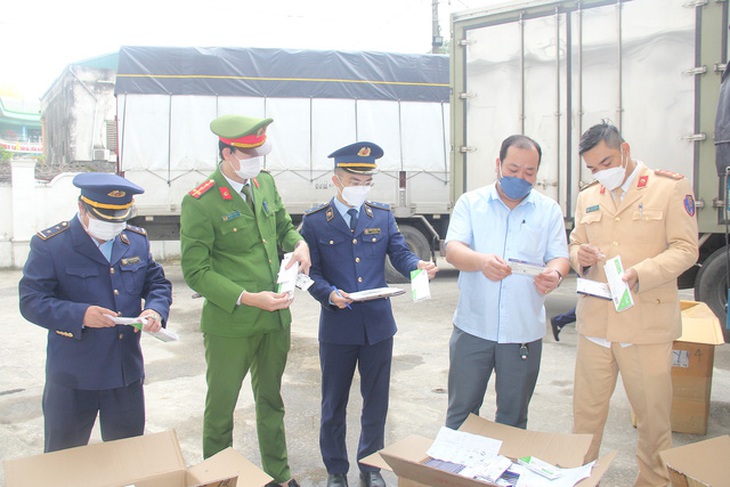Bộ Công thương yêu cầu gỡ bỏ 14 nghìn sản phẩm hỗ trợ điều trị COVID-19 vi phạm trên sàn TMĐT - Ảnh 2.