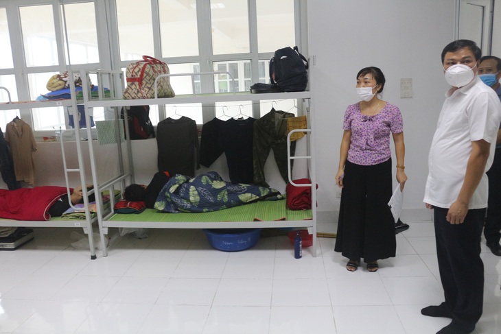Số công nhân mắc COVID-19 ở Hà Nam tăng cao, để xuất cho F0 không triệu chứng có thể đi làm - Ảnh 4.