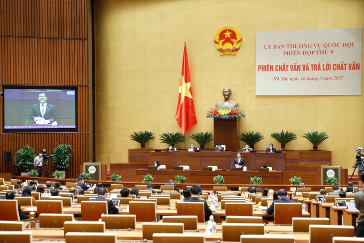 Bộ trưởng Bộ Công thương: Nguồn cung xăng dầu không lúc nào thiếu - Ảnh 2.