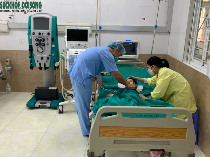 Hải Phòng: Ca bệnh nhi mắc COVID-19 phải lọc máu đang dần bình phục - Ảnh 1.