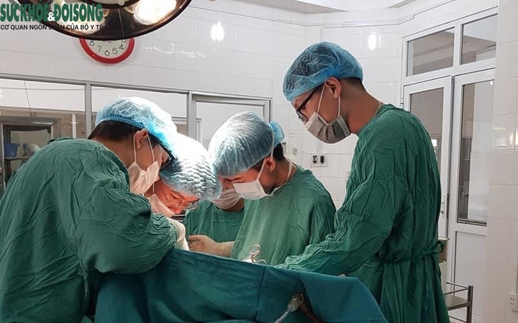 Tạo hình thành công dương vật cho người đàn ông bị vợ cắt - Ảnh 1.