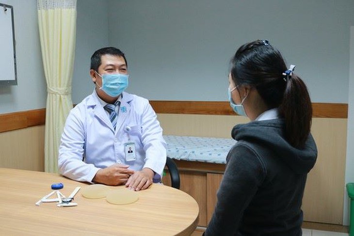 Liệu pháp tâm lý trong điều trị rối loạn tâm thần hậu COVID-19 - Ảnh 2.