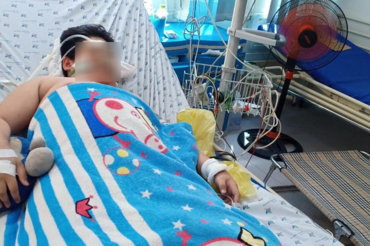 Chỉ 1 tháng, hơn 4.200 ca mắc sốt xuất huyết, 2 ca tử vong - Ảnh 1.