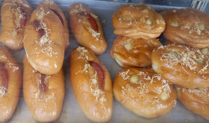 Lâm Đồng: Hàng loạt người nhập viện sau khi ăn bánh mì Liên Hoa hiện ra sao? - Ảnh 4. Lâm Đồng: Hàng loạt người nhập viện sau khi ăn bánh mì Liên Hoa hiện ra sao? - Ảnh 4.