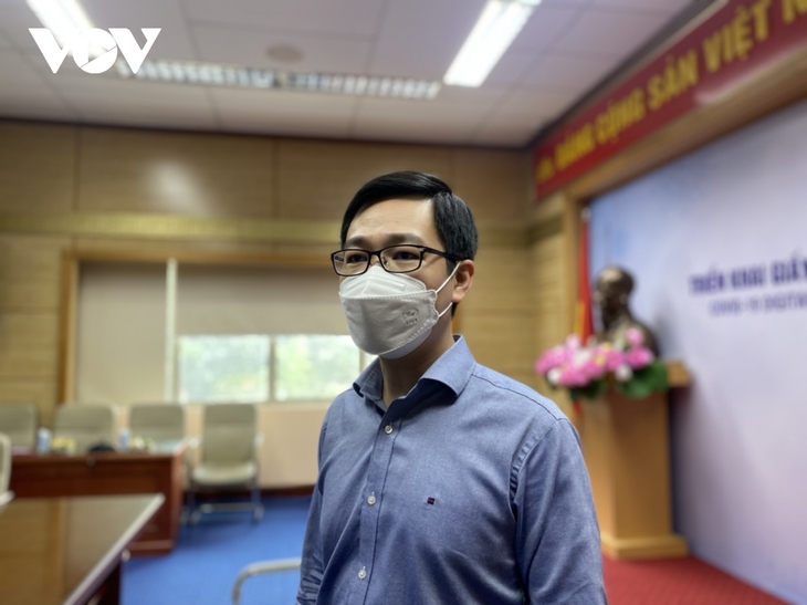 Cấp hộ chiếu vaccine điện tử: 'Người dân chỉ cần đi tiêm và khai báo thông tin' - Ảnh 1. Cấp hộ chiếu vaccine điện tử: 'Người dân chỉ cần đi tiêm và khai báo thông tin' - Ảnh 1.