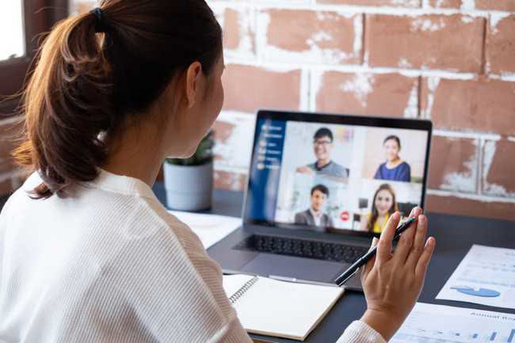 Mỹ: Sau đại dịch COVID-19, giới "cổ cồn trắng" có xu hướng thích làm việc tại nhà - Ảnh 1. Mỹ: Sau đại dịch COVID-19, giới "cổ cồn trắng" có xu hướng thích làm việc tại nhà - Ảnh 1.