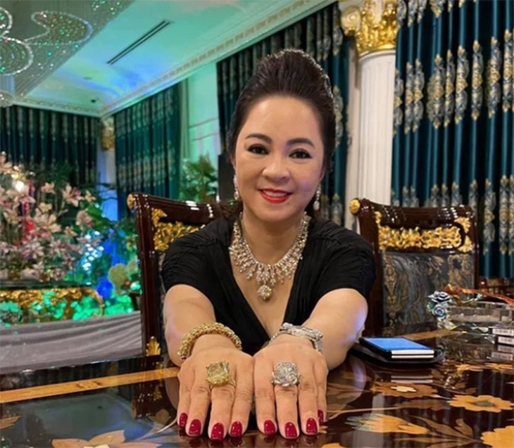 Choáng váng trước căn biệt thự nguy nga bà Phương Hằng sinh sống trước khi bị bắt - Ảnh 1.