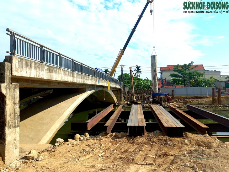Cây cầu ‘tai tiếng’ ở Huế vì không có đường dẫn, đội vốn nhiều lần bây giờ ra sao? - Ảnh 5. Cây cầu ‘tai tiếng’ ở Huế vì không có đường dẫn, đội vốn nhiều lần bây giờ ra sao? - Ảnh 5.