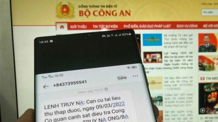 Người dân cần cảnh giác với những tin nhắn lệnh truy nã mạo danh được gửi qua điện thoại.