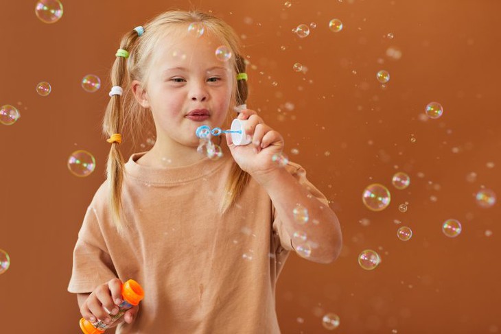 Hy vọng mới cho các phương pháp điều trị tự kỷ bằng thuốc - Ảnh 1.