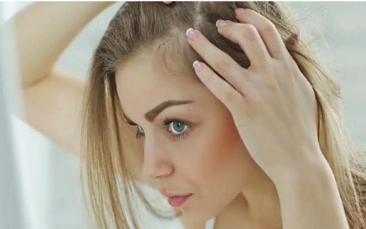 Chống rụng tóc bằng... hoa dâm bụt