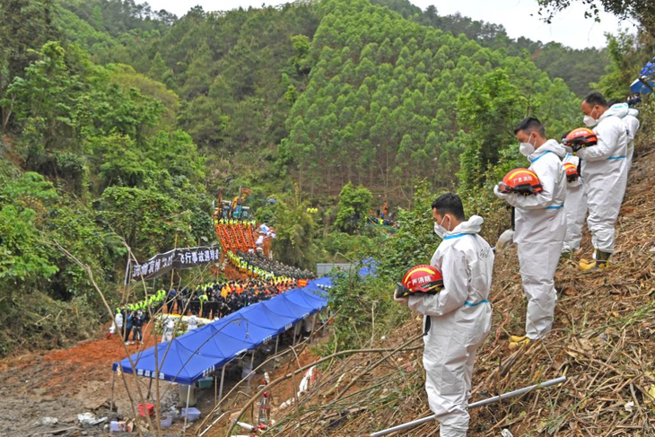 Nhận dạng toàn bộ 132 nạn nhân vụ rơi máy bay ở Trung Quốc  - Ảnh 1.