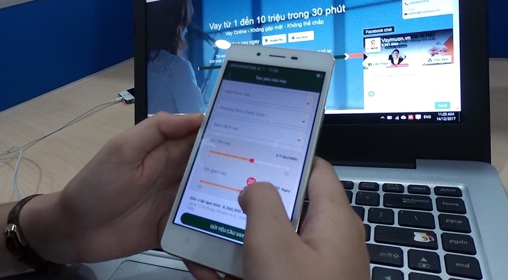 Nhiều người đã bị "sập bẫy" các ứng dụng vay tiền online.