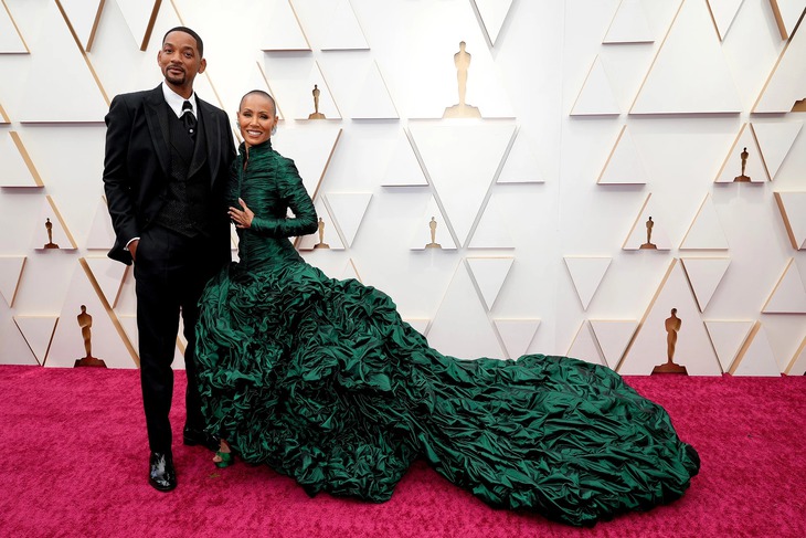 Danh hài Will Smith xin lỗi Chris Rock, có bị điều tra về 'cái tát' trên sân khấu Oscar 2022 không? - Ảnh 6. Danh hài Will Smith xin lỗi Chris Rock, có bị điều tra về 'cái tát' trên sân khấu Oscar 2022 không? - Ảnh 6.