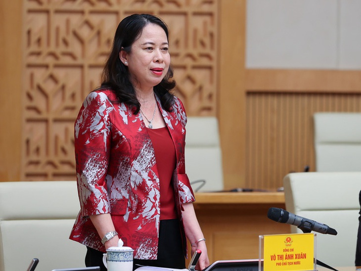 Thủ tướng: Tiến tới bình thường hóa với dịch bệnh, xem COVID-19 là bệnh đặc hữu - Ảnh 3.