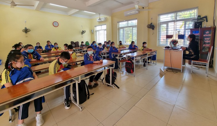 Hình ảnh những lớp học đặc biệt trong dịch COVID-19 tại Hải Phòng - Ảnh 10.