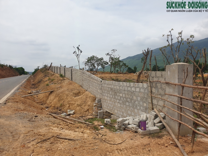 Làng quê nghèo bỗng hoá "đại công trường" sau tin đồn cao tốc chạy qua - Ảnh 6.