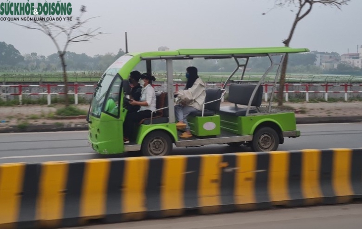 Xem xét chấm dứt hợp đồng đối với ô tô điện chạy sai tuyến, “chặt chém” khách ở sân bay Nội Bài - Ảnh 7. Xem xét chấm dứt hợp đồng đối với ô tô điện chạy sai tuyến, “chặt chém” khách ở sân bay Nội Bài - Ảnh 7.