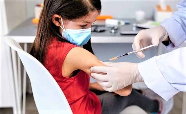 Sáng 6/4: Trung bình tuần qua có 65.600 ca COVID-19/ngày; Trẻ 5 – dưới 12 tuổi tiêm vaccine được cấp hộ chiếu vaccine? - Ảnh 1. Sáng 6/4: Trung bình tuần qua có 65.600 ca COVID-19/ngày; Trẻ 5 – dưới 12 tuổi tiêm vaccine được cấp hộ chiếu vaccine? - Ảnh 1.