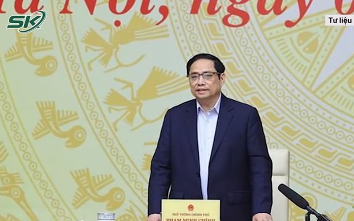 Việt Nam ghi nhận hơn 100.000 ca mắc COVID-19 mỗi ngày, Thủ tướng họp và đưa ra chỉ đạo mới