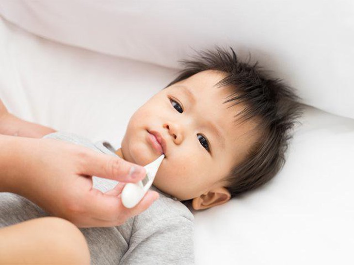 Trẻ mắc COVID-19, cha mẹ nên cho trẻ ăn uống thế nào để nhanh khỏi? - Ảnh 2. Trẻ mắc COVID-19, cha mẹ nên cho trẻ ăn uống thế nào để nhanh khỏi? - Ảnh 2.