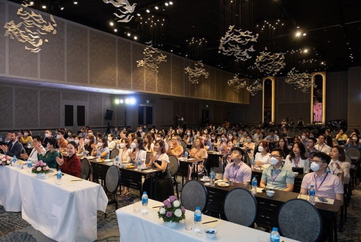 Tổng kết chương trình hội thảo khoa học và đào tạo liên tục "cập nhật chăm sóc da" - Ảnh 2.