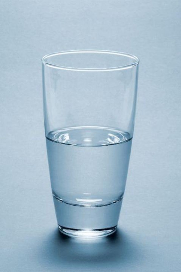 photo-1646705452006
