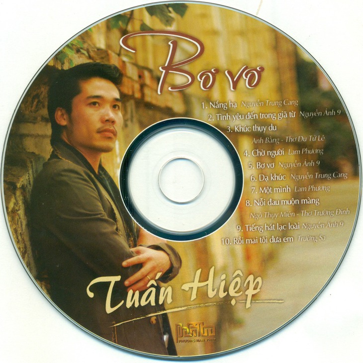 'Mẹ ta trả nhớ về không', quà tặng ngày 8/3 của ca sĩ Tuấn Hiệp gây xúc động - Ảnh 6. 'Mẹ ta trả nhớ về không', quà tặng ngày 8/3 của ca sĩ Tuấn Hiệp gây xúc động - Ảnh 6.