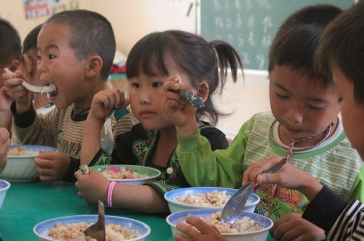 Ra mắt dự án “Dinh dưỡng cho em” hỗ trợ, cung cấp thực phẩm dinh dưỡng thiết yếu cho 1 triệu trẻ em nghèo - Ảnh 1. Ra mắt dự án “Dinh dưỡng cho em” hỗ trợ, cung cấp thực phẩm dinh dưỡng thiết yếu cho 1 triệu trẻ em nghèo - Ảnh 1.