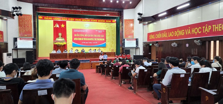 Quảng Bình siết chặt thị trường bất động sản, đấu giá đất - Ảnh 2.