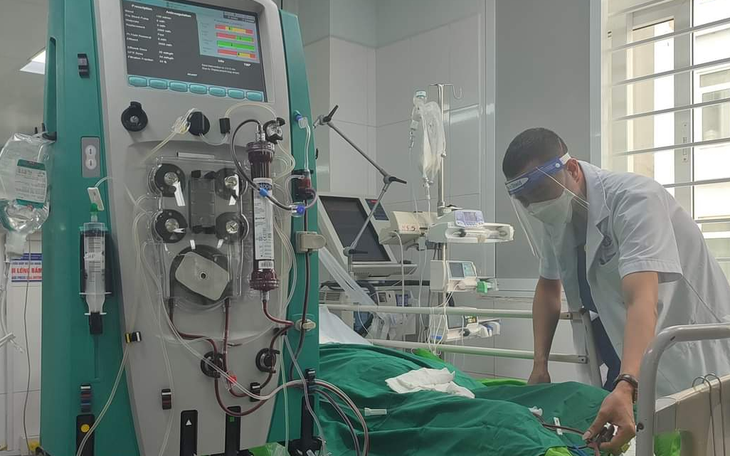 Suy đa tạng do uống thuốc nam không nguồn gốc