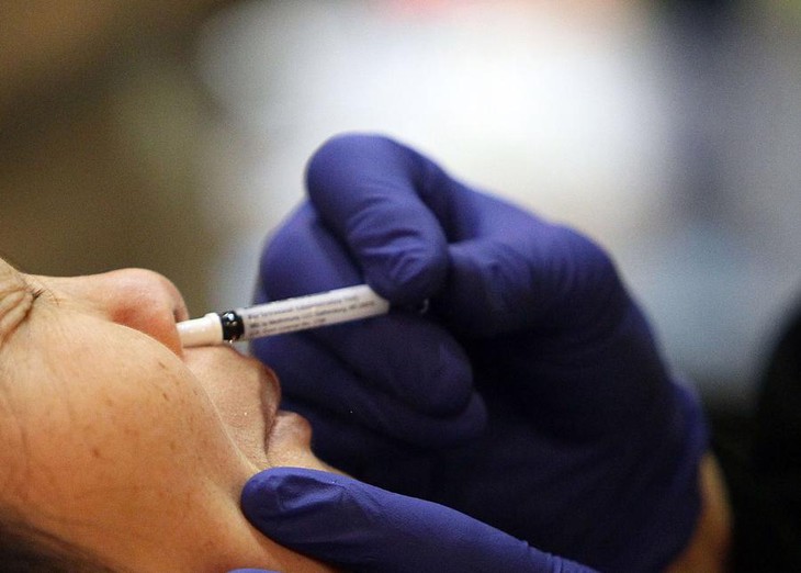 Bước nhảy vọt tiếp theo trong phát triển vaccine COVID-19 có thể là thuốc xịt mũi - Ảnh 3. Bước nhảy vọt tiếp theo trong phát triển vaccine COVID-19 có thể là thuốc xịt mũi - Ảnh 3.