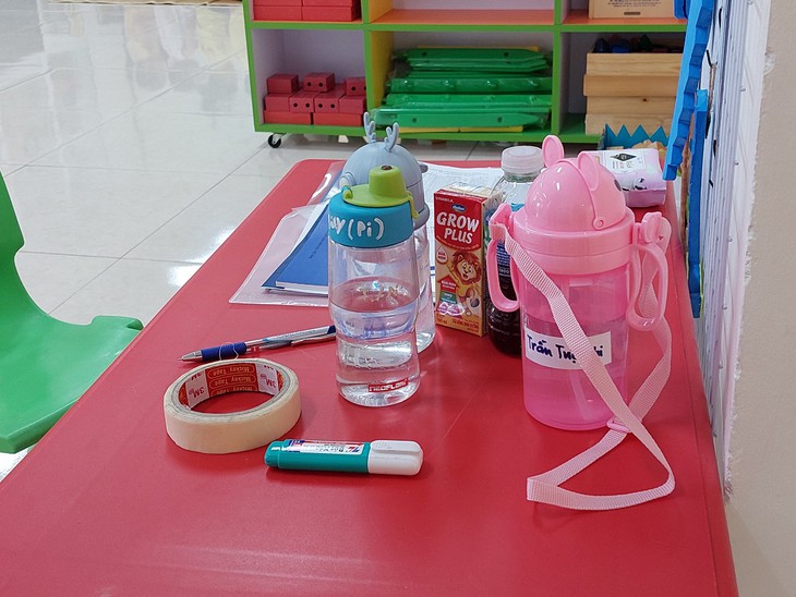 Học sinh mầm non Hà Nội háo hức đến trường - Ảnh 11. Học sinh mầm non Hà Nội háo hức đến trường - Ảnh 11.