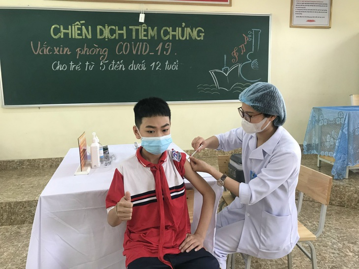Chiều 16/4: Làm gì để tránh tiêm nhầm 2 loại vaccine phòng COVID-19 cho trẻ từ 5 - dưới 12 tuổi? - Ảnh 1. Chiều 16/4: Làm gì để tránh tiêm nhầm 2 loại vaccine phòng COVID-19 cho trẻ từ 5 - dưới 12 tuổi? - Ảnh 1.