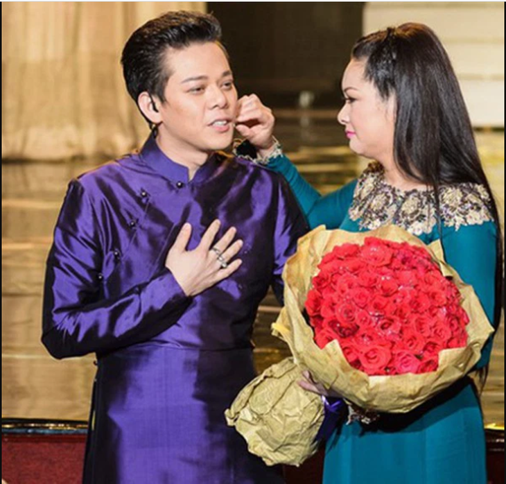 Ca sĩ Như Quỳnh hủy nhiều show nhạc để lo tang lễ cho em trai Tường Khuê - Ảnh 2. Ca sĩ Như Quỳnh hủy nhiều show nhạc để lo tang lễ cho em trai Tường Khuê - Ảnh 2.
