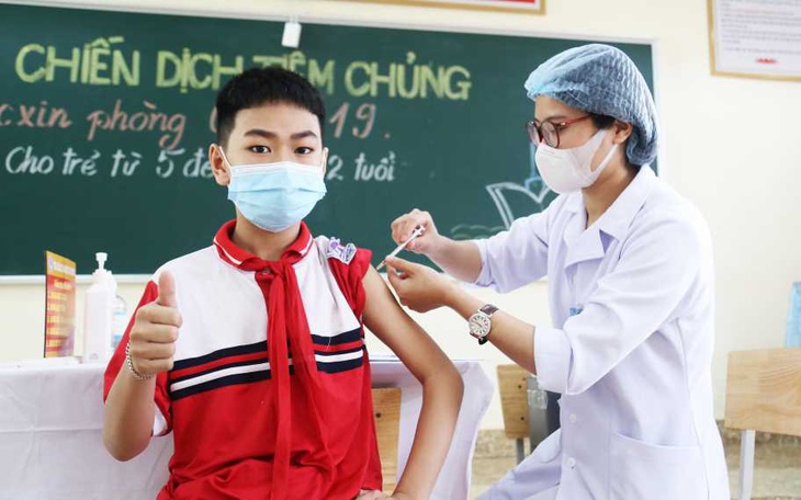 Những lưu ý phụ huynh cần biết khi cho trẻ tiêm vaccine COVID-19