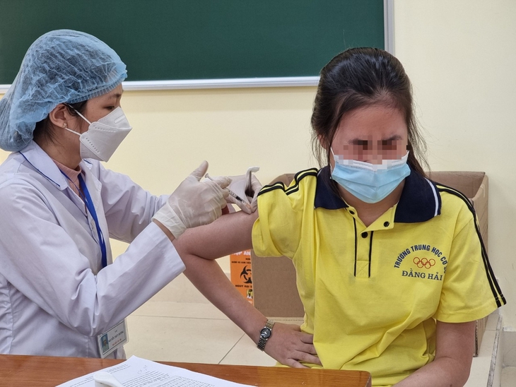 Hải Phòng sẽ tiêm thí điểm trước cho học sinh khối 6 - Ảnh 1. Hải Phòng sẽ tiêm thí điểm trước cho học sinh khối 6 - Ảnh 1.