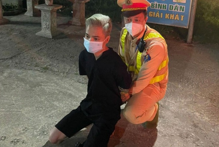 Nghi phạm sát hại người phụ nữ tại Cầu Giấy đối diện những tội danh nào? - Ảnh 2.