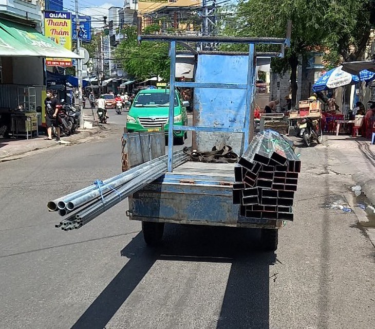 Nỗi lo từ xe ba bánh ở xứ Trầm Hương - Ảnh 4.