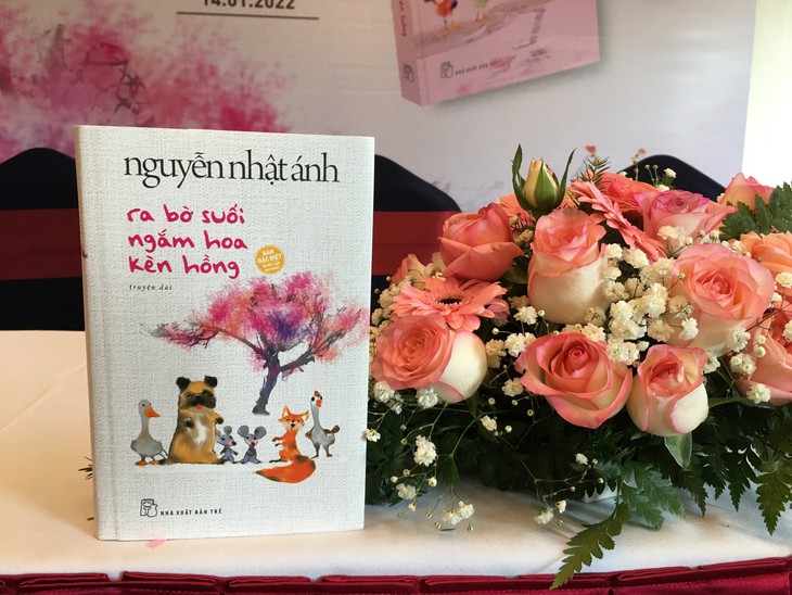 Hội sách xuyên Việt tại Đà Nẵng trình làng ấn phẩm mới về Thiền sư Thích Nhất Hạnh - Ảnh 7. Hội sách xuyên Việt tại Đà Nẵng trình làng ấn phẩm mới về Thiền sư Thích Nhất Hạnh - Ảnh 7.