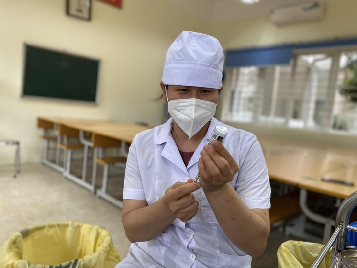 Sáng 29/1: Thông tin mới nhất về tiêm vaccine COVID-19; Nâng cấp độ cảnh báo đối với biến thể XBB.1.5 - Ảnh 1. Sáng 29/1: Thông tin mới nhất về tiêm vaccine COVID-19; Nâng cấp độ cảnh báo đối với biến thể XBB.1.5 - Ảnh 1.